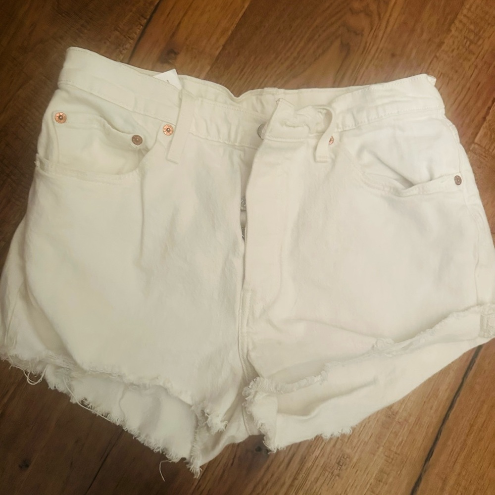 Levi’s White Denim Shorts